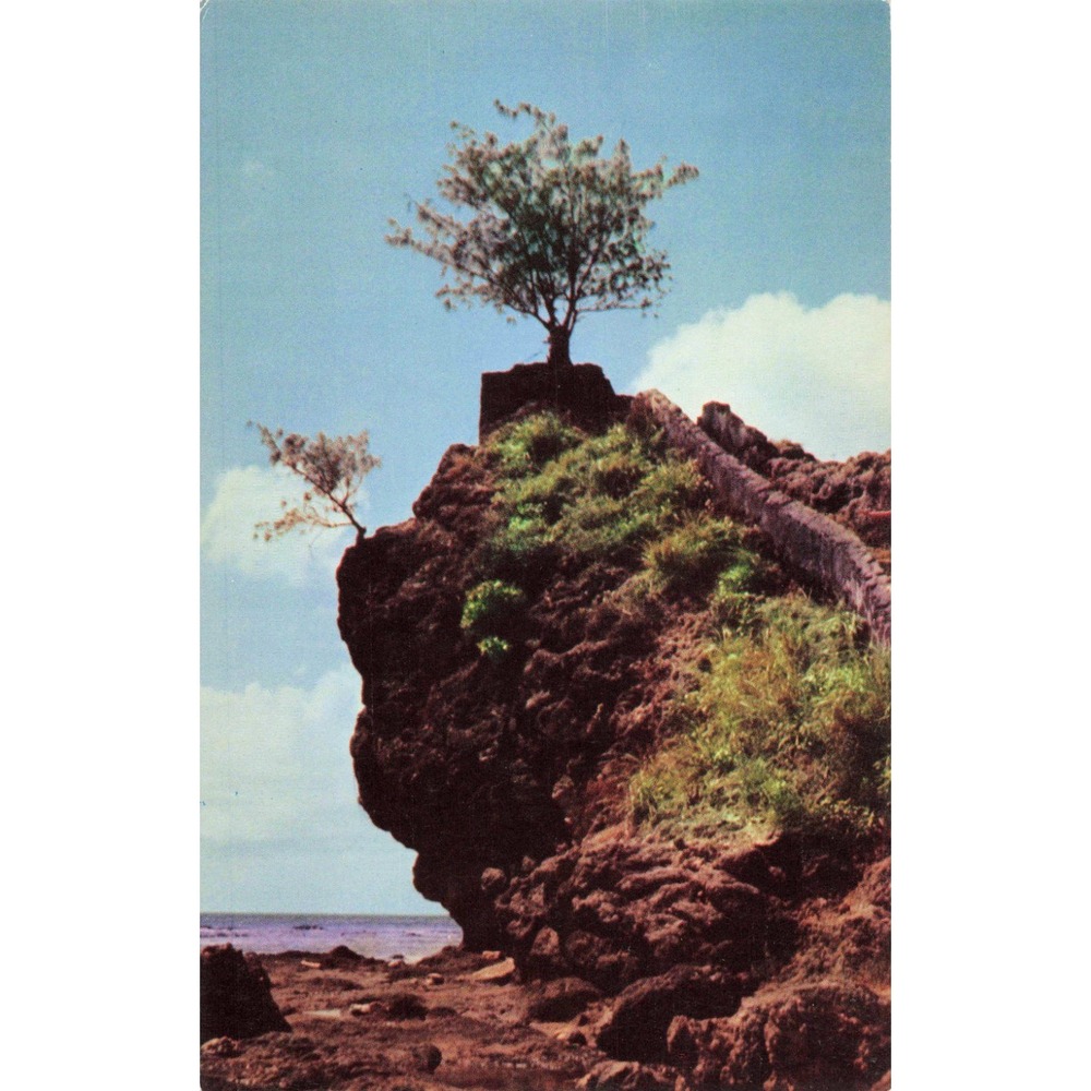 Vintage Castillo Castle Rock Guam Postcard Umatac Bay Ben Cespedes Mike Roberts - Picture 1 of 2